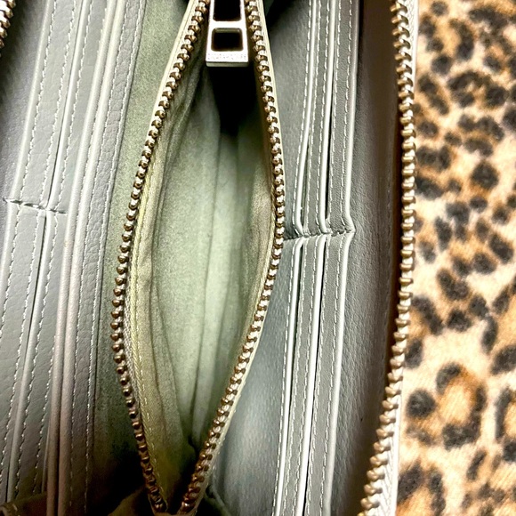 Zadig et Voltaire Leather Compagnon Wristlet Wallet Silver - Picture 11 of 16